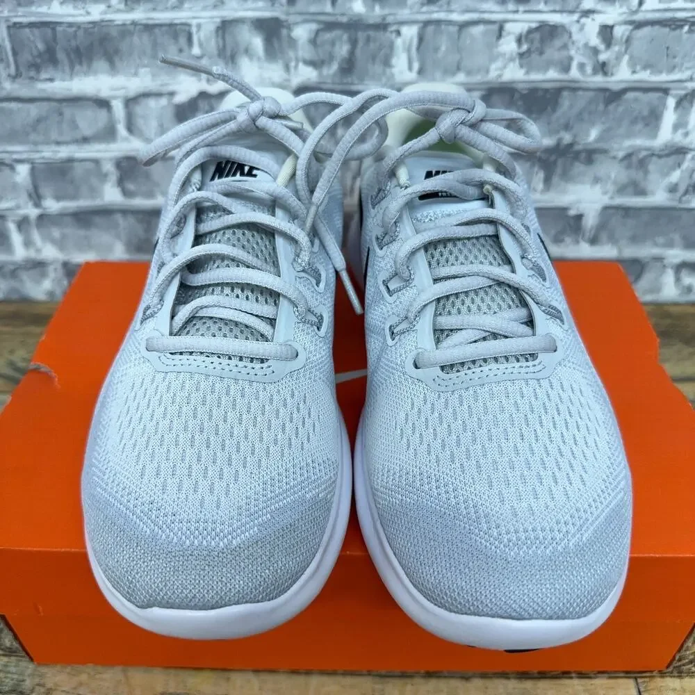 Nike Free RN 2017 White Black Pure Platinum Running 880840-101 Womens Size 8 New